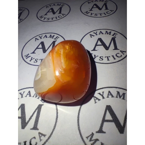 Karneol Marokkő – A Bátorság, Életerő és Teremtőerő Köve (Kb.2,5 cm)